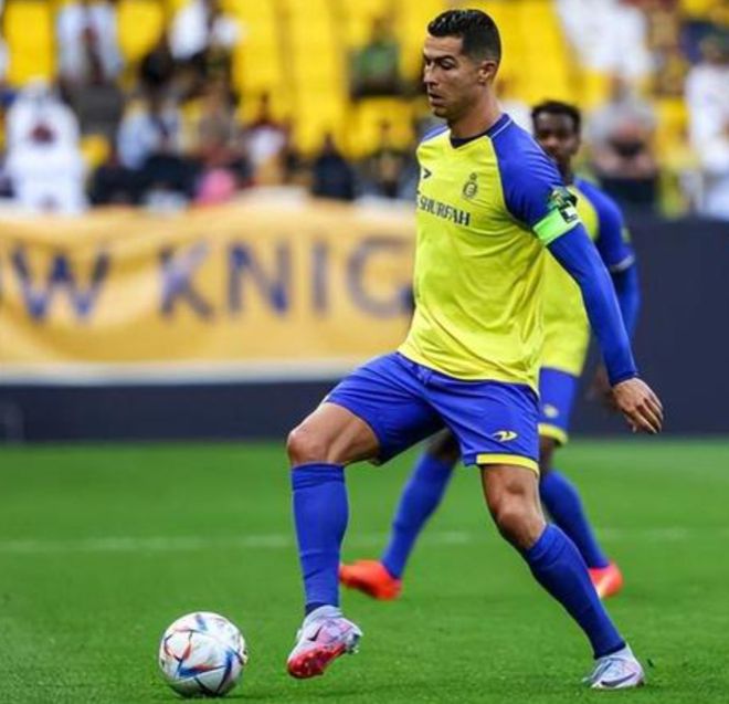 开云体育平台C罗新星战术调整表现惊艳，巴塞罗那未来可期！(c罗效力过巴塞罗那吗)